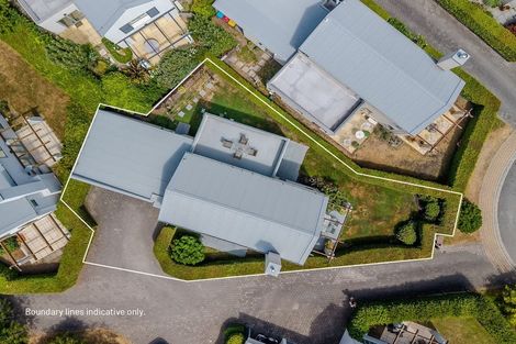 Photo of property in 9 Meadowbrook Place, Wanaka, 9305