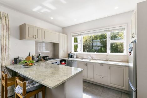 Photo of property in 7 Caroline Street, Mount Victoria, Wellington, 6011