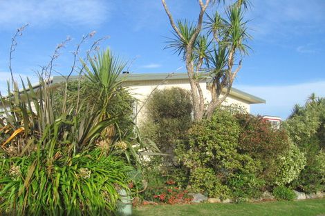 Photo of property in 60 Eskdale Road, Papakowhai, Porirua, 5024