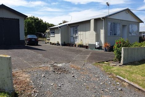 Photo of property in 24 Dorset Street, Patea, 4520