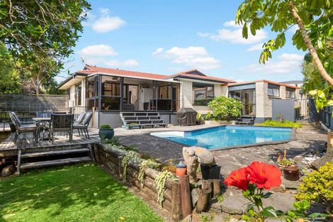 Photo of property in 12 Sheralee Place, Bucklands Beach, Auckland, 2014