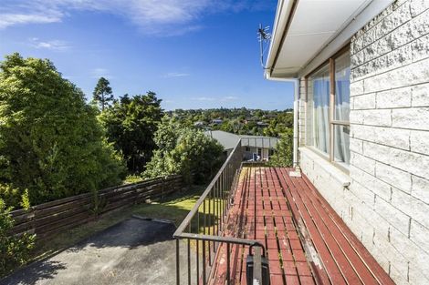 Photo of property in 2/92 Glamorgan Drive, Torbay, Auckland, 0630