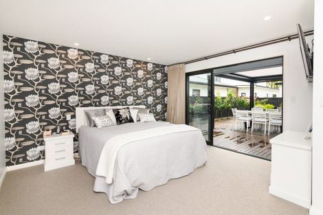 Photo of property in 451 College Street, Hokowhitu, Palmerston North, 4410