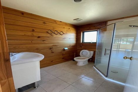 Photo of property in 30a Vera Road, Te Atatu South, Auckland, 0610