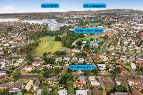 Photo of property in 1/25 Ashdown Place, Pahurehure, Papakura, 2113