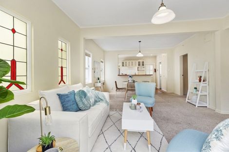 Photo of property in 13 Ferry Street, Seatoun, Wellington, 6022