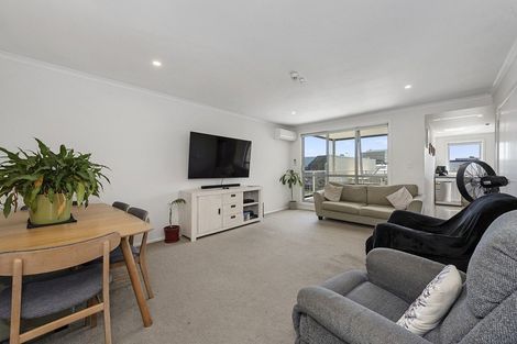 Photo of property in 2/7 Vialou Street, Hamilton Central, Hamilton, 3204