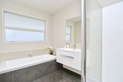 Photo of property in 53 Dunlops Crescent, Bottle Lake, Christchurch, 8083