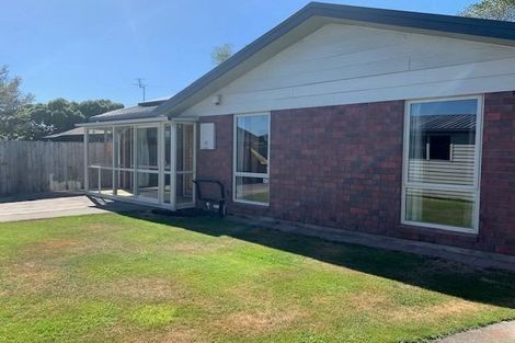 Photo of property in 55 Bayswater Crescent, Bromley, Christchurch, 8062