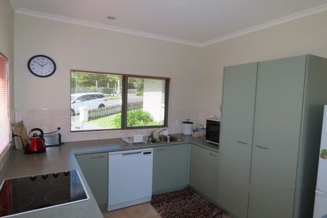 Photo of property in 6 Longview Rise, Massey, Auckland, 0614