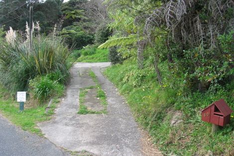 Photo of property in 50 Oxford Terrace, Coromandel, 3506