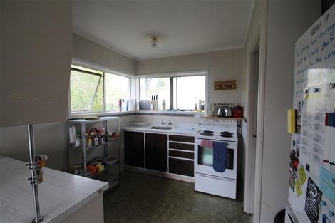 Photo of property in 1/44 Chartwell Avenue, Glenfield, Auckland, 0629