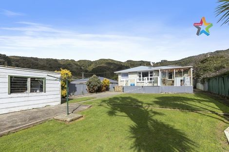Photo of property in 54 Holland Street, Wainuiomata, Lower Hutt, 5014