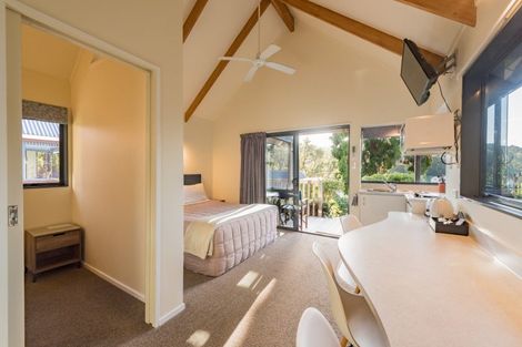 Photo of property in 60 Fishlock Road, Te Arai, Wellsford, 0974