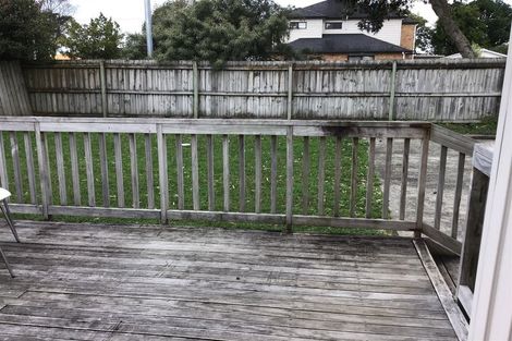 Photo of property in 4 Vanguard Road, Kelston, Auckland, 0602