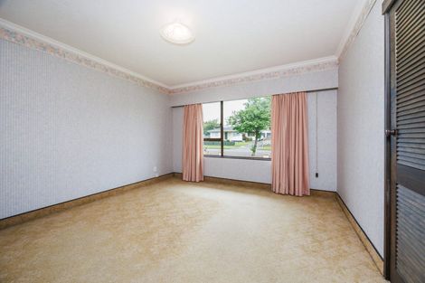 Photo of property in 2 Hillcrest Drive, Kelvin Grove, Palmerston North, 4414