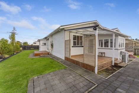 Photo of property in 2 Fagan Street, Sanson, 4817