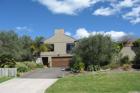 Photo of property in 4 Homestead Place, Welcome Bay, Tauranga, 3112