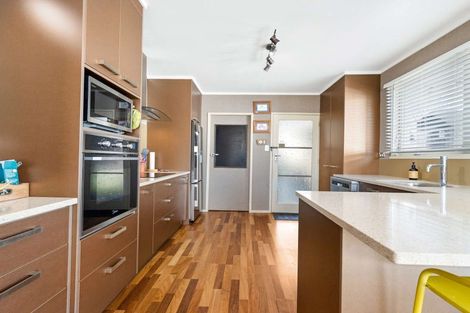 Photo of property in 15 Hathor Street, Pomare, Rotorua, 3015