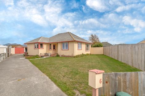 Photo of property in 6 Keri Place, Hei Hei, Christchurch, 8042