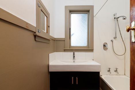 Photo of property in 31 Havill Street, Takaro, Palmerston North, 4410