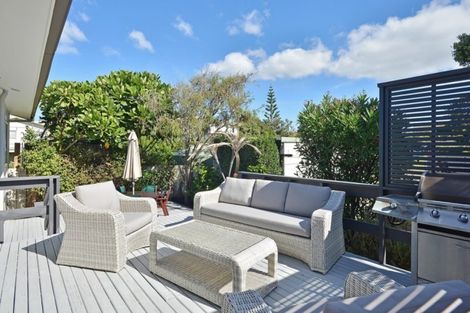 Photo of property in 117 Blue Pacific Parade, Riversdale Beach, Masterton, 5872
