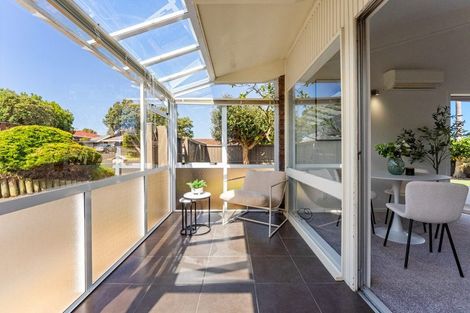 Photo of property in 55a Pigeon Mountain Road, Half Moon Bay, Auckland, 2012