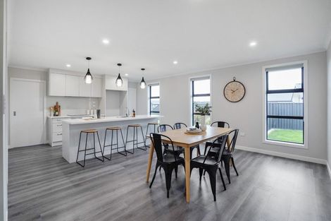 Photo of property in 15 Chatham Rise, Seaward Bush, Invercargill, 9812