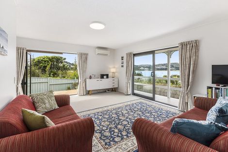 Photo of property in 12a Kahutea Terrace, Titahi Bay, Porirua, 5022