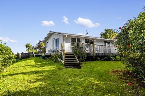 Photo of property in 121 Paremoremo Road, Lucas Heights, Auckland, 0632