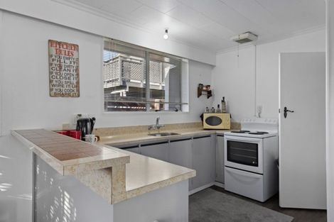 Photo of property in 2/29 Clouston Park Road, Clouston Park, Upper Hutt, 5018