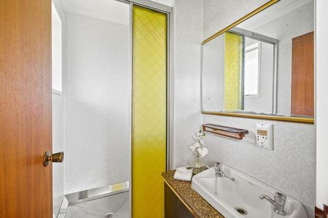 Photo of property in 7 Bushview Place, Upper Vogeltown, New Plymouth, 4310