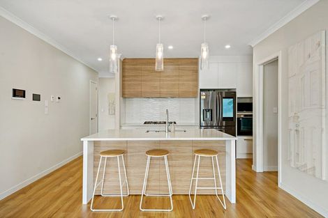 Photo of property in 18 Laurelwood Avenue, Pukekohe, 2120