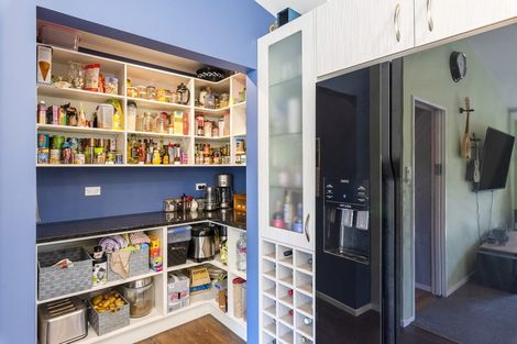 Photo of property in 225 Matai Road, Raumati Beach, Paraparaumu, 5032