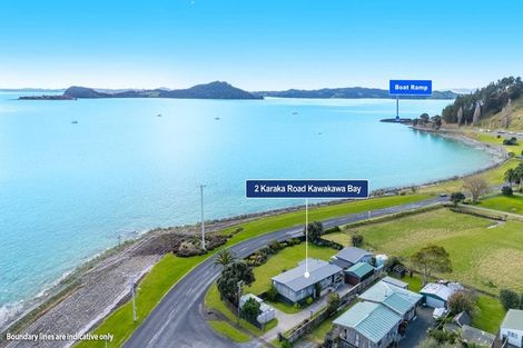 Photo of property in 2 Karaka Road, Kawakawa Bay, Papakura, 2585