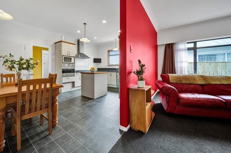 Photo of property in 283 Carrington Street, Vogeltown, New Plymouth, 4310