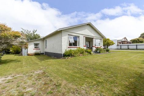 Photo of property in 53 Titania Street, Stratford, 4332