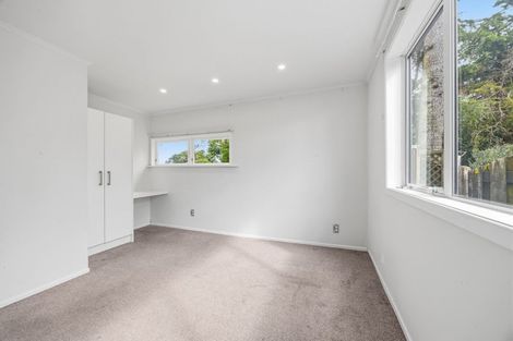 Photo of property in 4 Riverhills Avenue, Pakuranga Heights, Auckland, 2010