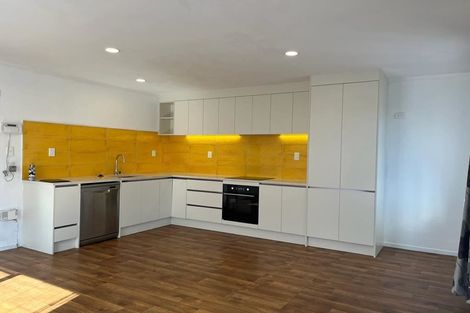 Photo of property in 2/2 Aotea Road, Glen Eden, Auckland, 0602