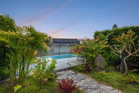 Photo of property in 62 St Marys Road, Saint Marys Bay, Auckland, 1011