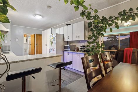 Photo of property in 376 Malfroy Road, Pomare, Rotorua, 3015