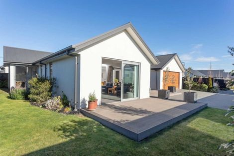 Photo of property in 17 Waterstock Way, Parklands, Christchurch, 8083