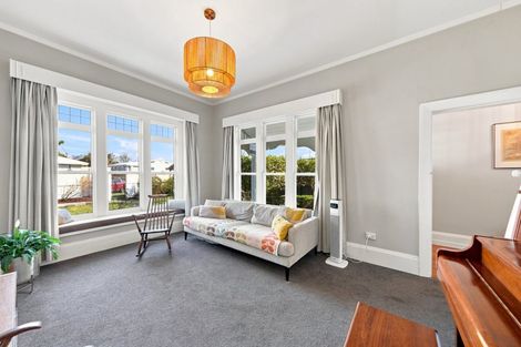 Photo of property in 216 Springfield Road, St Albans, Christchurch, 8014
