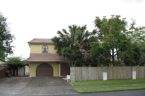 Photo of property in 1/10 Walter Strevens Drive, Conifer Grove, Takanini, 2112