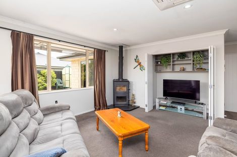 Photo of property in 14 Tawa Place, Parklands, Christchurch, 8083