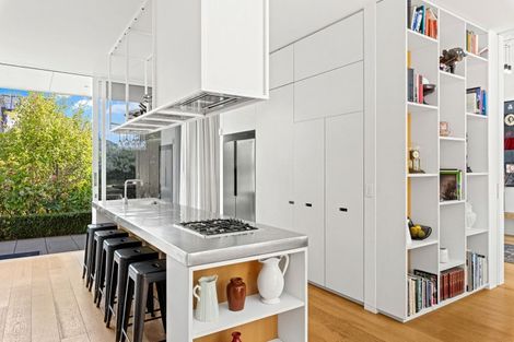 Photo of property in 101 Fendalton Road, Fendalton, Christchurch, 8014