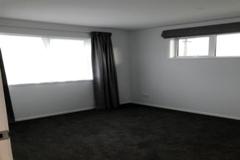 Photo of property in 8-10 Harris Road, Mount Wellington, Auckland, 1051