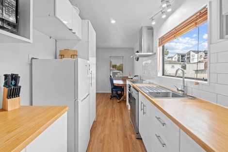 Photo of property in 84b Porchester Road, Papakura, 2110