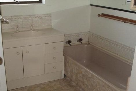 Photo of property in 486 Marine Parade, South New Brighton, Christchurch, 8062