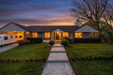 Photo of property in 168 Walter Strevens Drive, Conifer Grove, Takanini, 2112